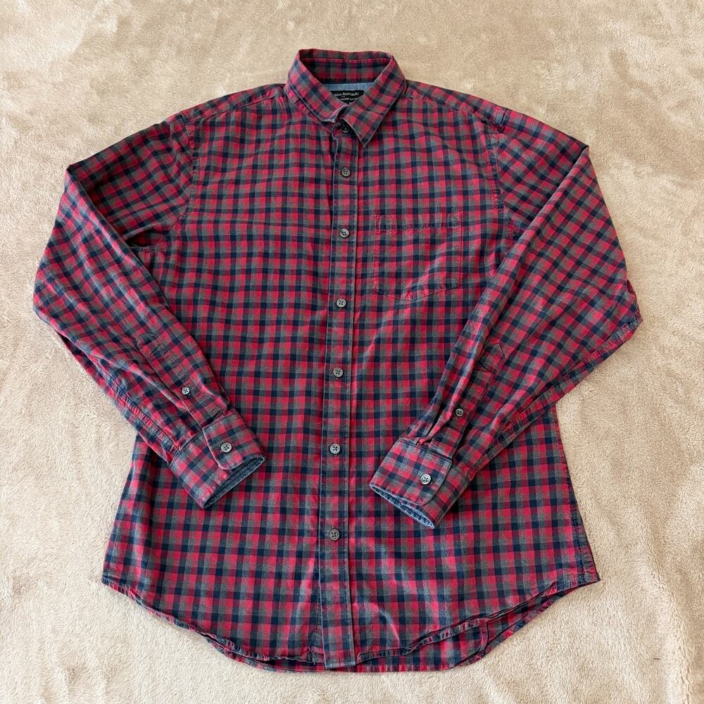 Banana Republic Shirt Mens M Red Burgundy Plaid Button Up 100% Cotton Soft Wash